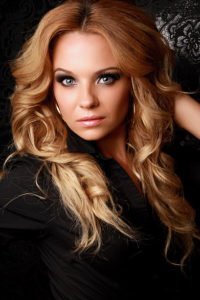 e2292c_01bfe0fe80cf45a59de6ba2c5276883f~mv2_d_3456_5184_s_4_2